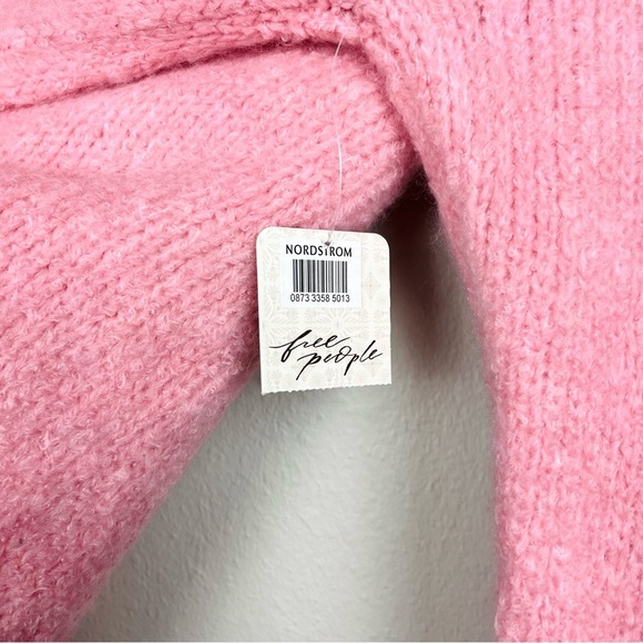 NWT Free People Bradley Textured Cropped Mock Neck Pullover Sweater in Pink - Picture 4 of 6